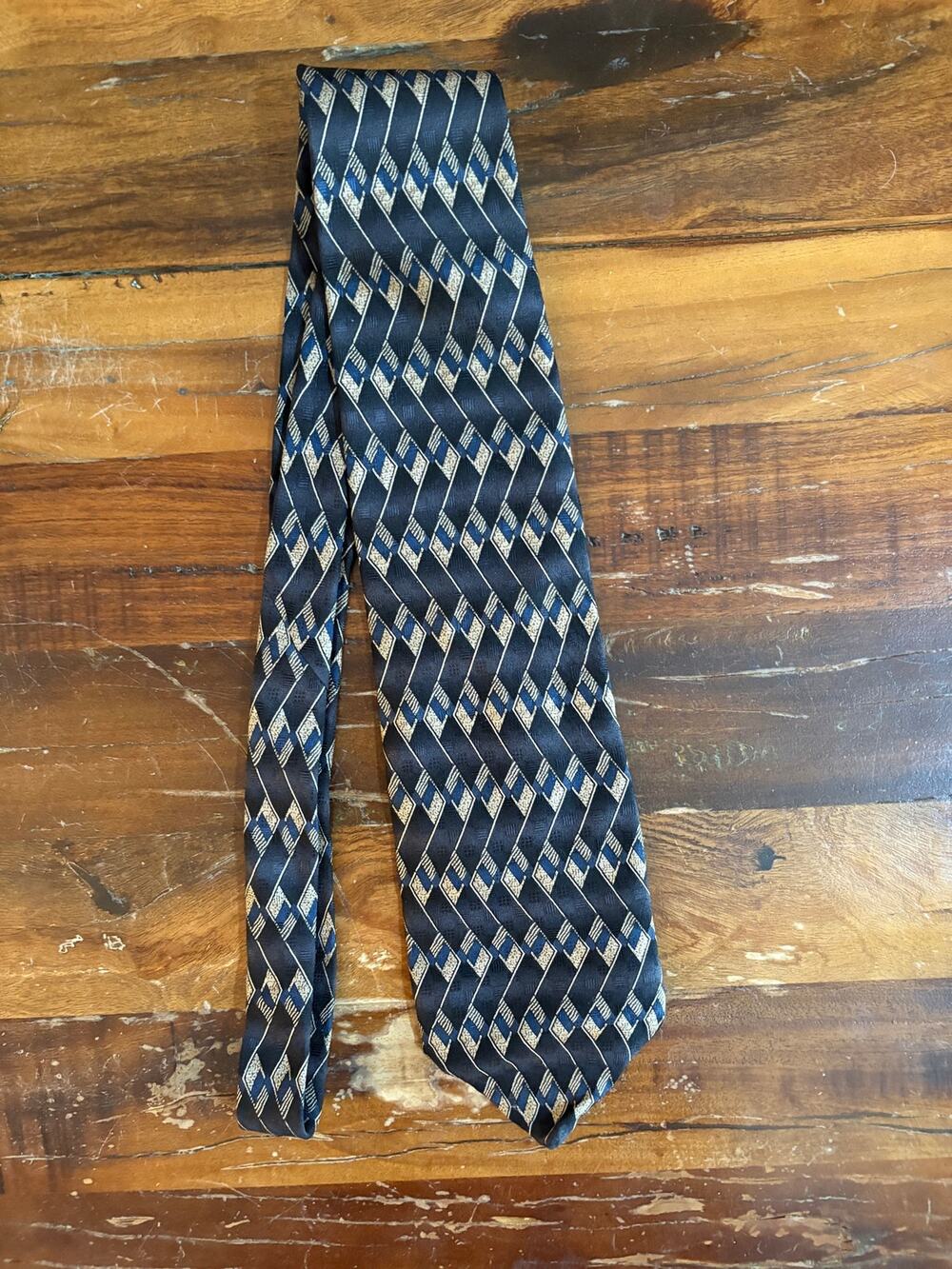 Alexander Lloyd Men’s Extra Long Tie 62” Black Blue Gold Geometric Necktie